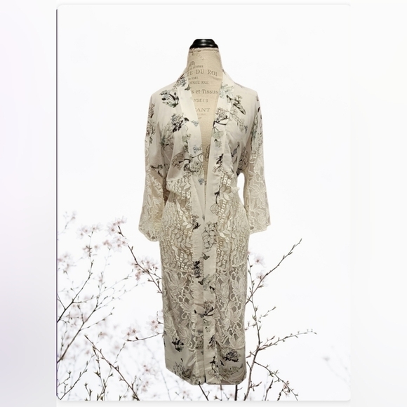 LOVE Riche  Sheer Kimono Cardigan - Picture 1 of 11